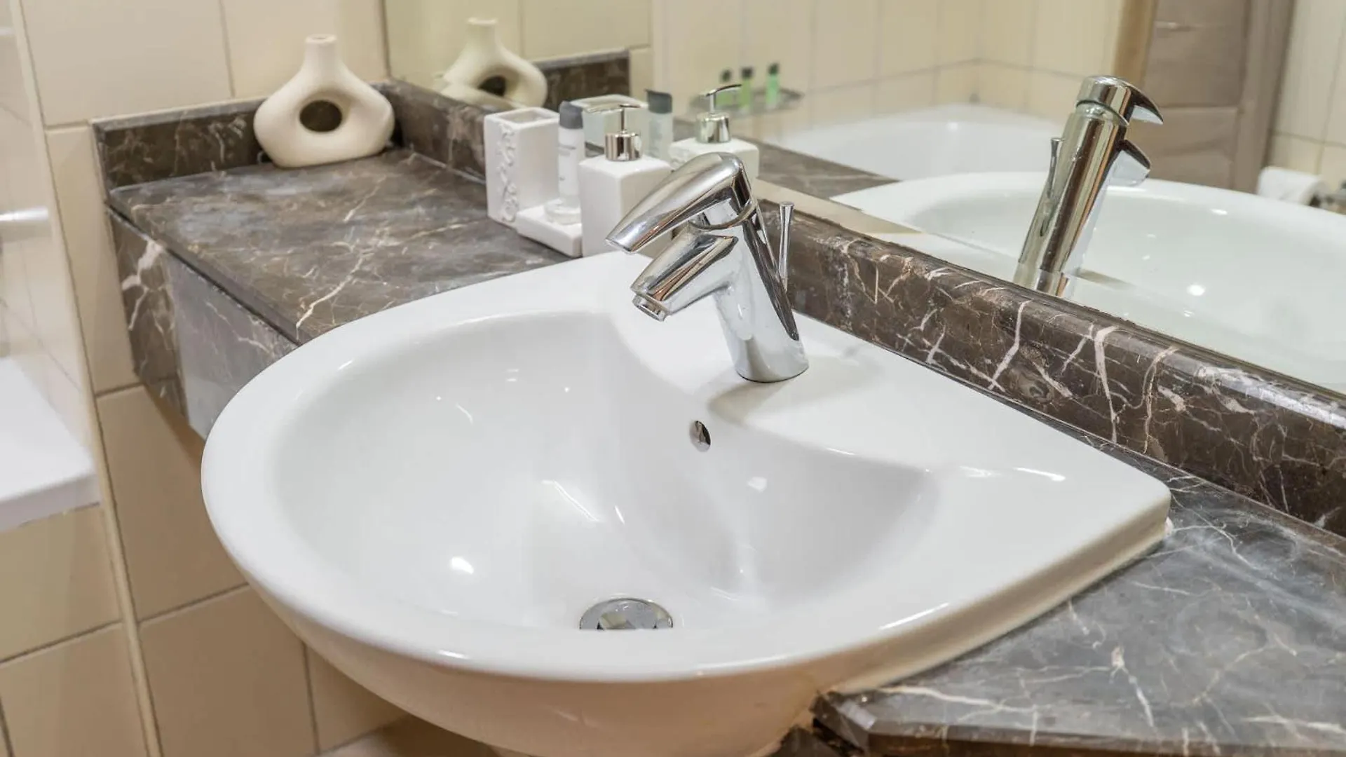 Prime Studio In Jumeirah Bay X1 In Jlt - Sleeps 2 Dubai United Arab Emirates